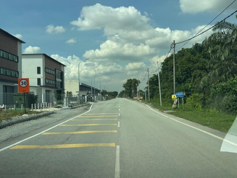 Sijangkang Batu 8 - Elevated Detached Warehouse with Advanced Features