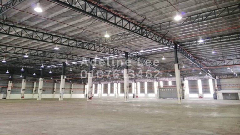 Johor @ Desa Cemerlang - Medium Industrial Detached Factory with Mezzanine Office