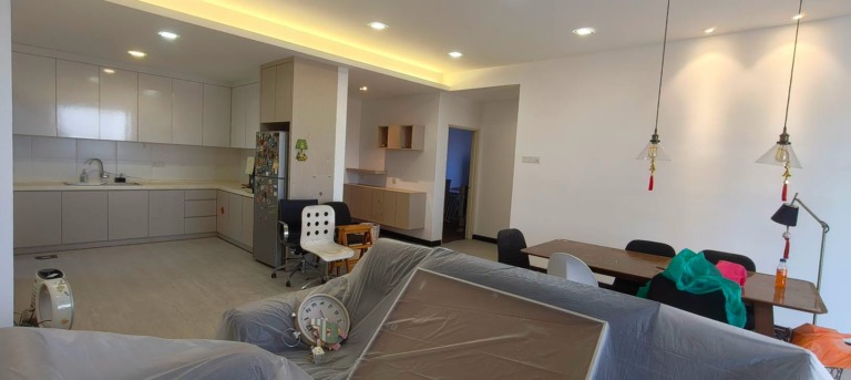 Zefer Hill Residence Intermediate Unit Partially Furnished @ Jalan Pipit, Puchong Bandar Puchong Jaya for Sale
