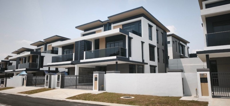 3 Storey Cluster House @ The Cove Horizon Hills