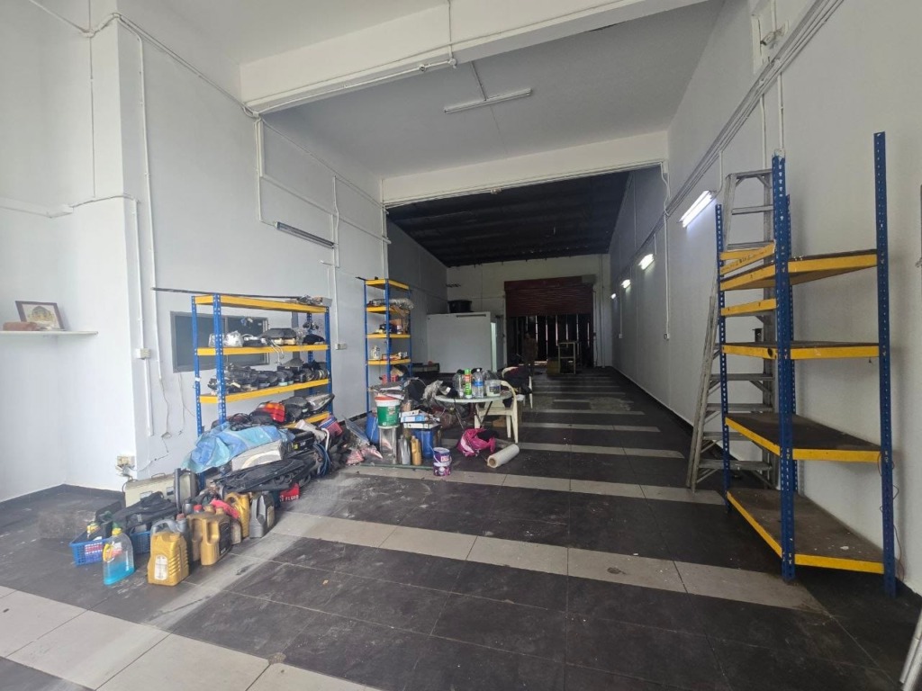 Taman Perindustrian Puchong @ Puchong Taman Perindustrian Puchong – industrial for rent (photo 3 of 7)