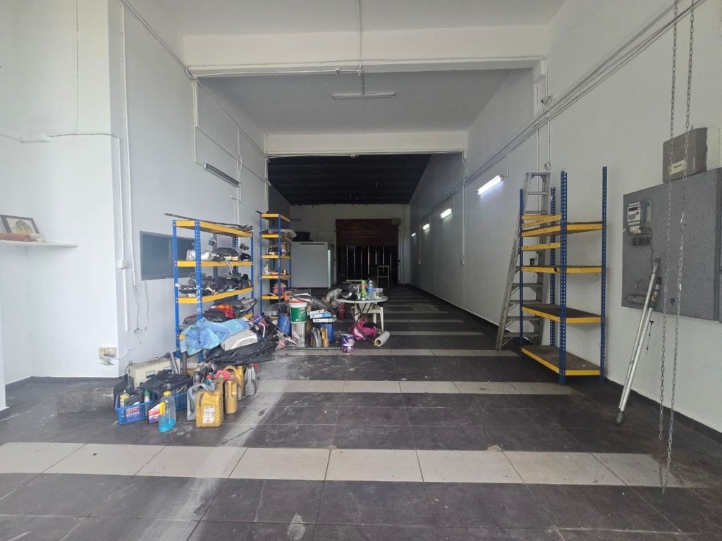 Taman Perindustrian Puchong @ Puchong Taman Perindustrian Puchong – industrial for rent (photo 1 of 7)
