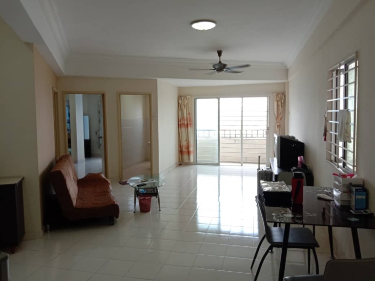Vista Mutiara condominium