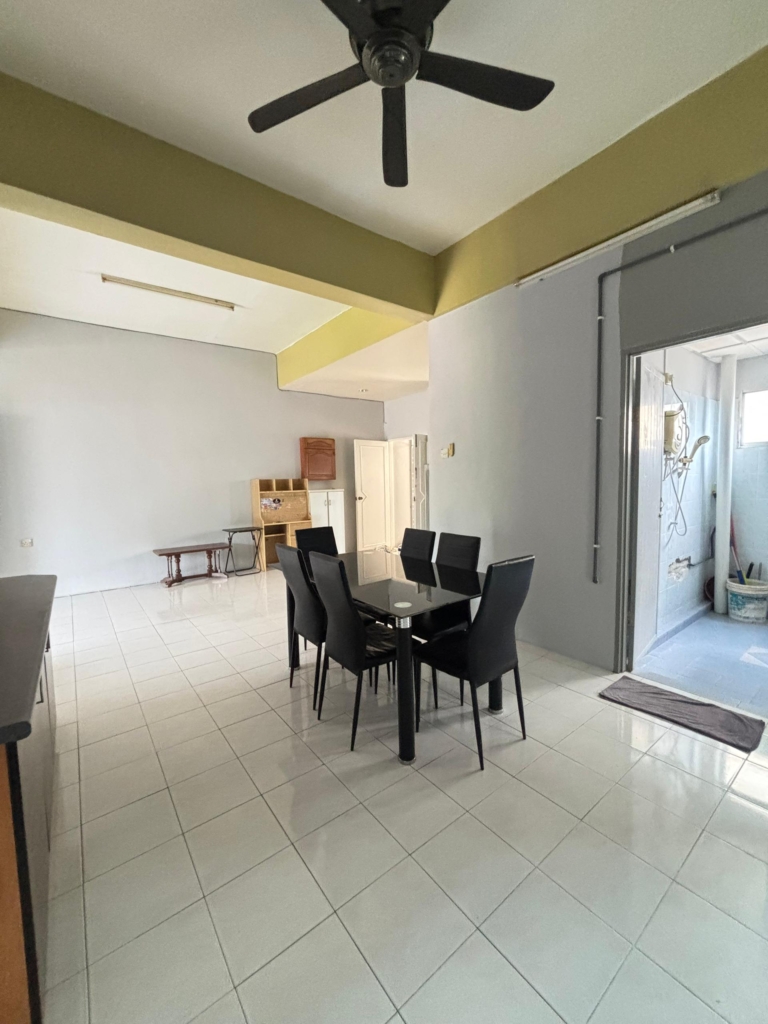 Le courts desa tambun apartment for sale furnished gated and guarded
