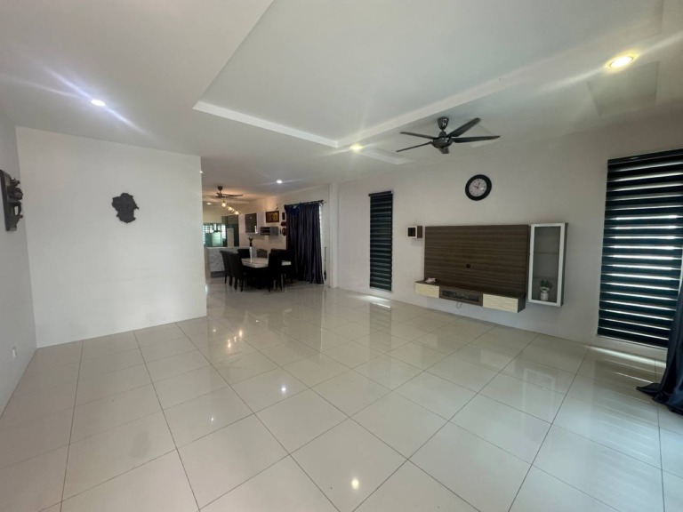 Pasir Puteh, Panorama Lapangan Kinara Double Storey Terrace House End Lot