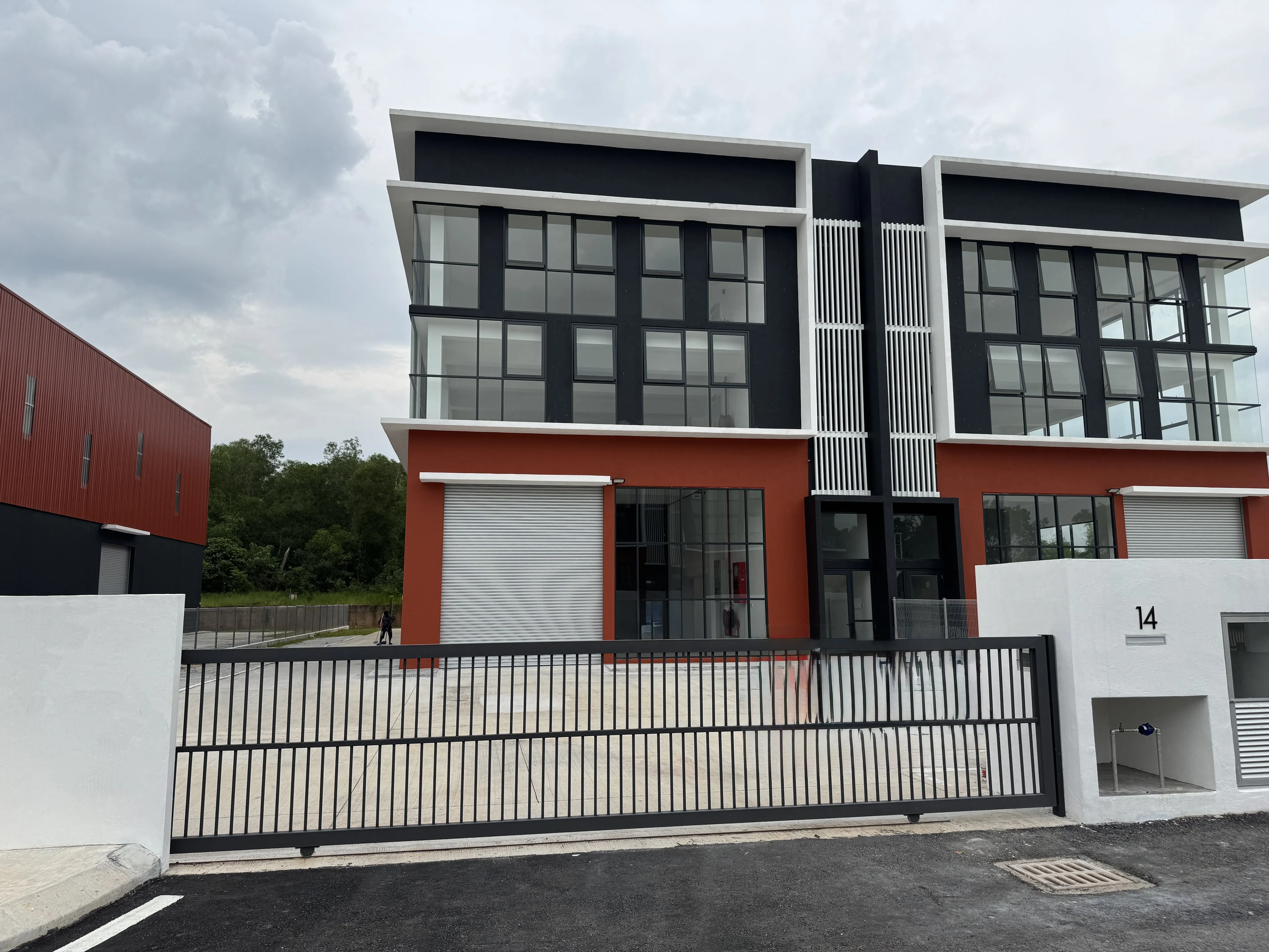 Kota Puteri, Batu Arang Factory Warehouse@Rawang