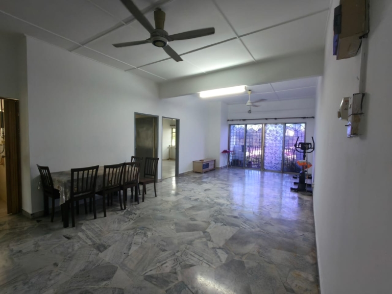 Sri Tanjung Apartment@Bandar Puchong Jaya