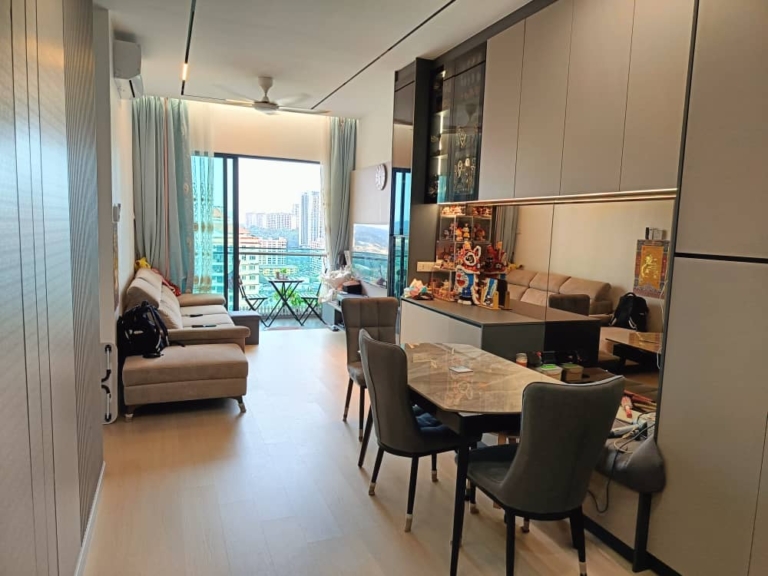 Verando Residence PJ South Renovated with ID Designed For Sale