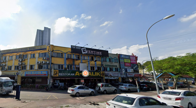 3 stry corner lot shoplot @ Taman Setapak indah for Sale
