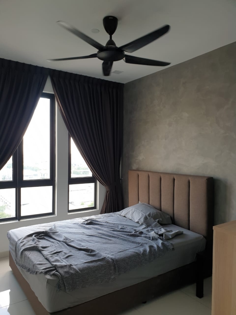 Well Maintained ID Furnished 1 Bedroom Unit located 100 meters away from Sunway BRT Line
