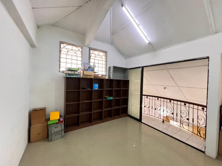 USJ 3 Endlot 1.5 Storey Terrace House Freehold Guarded