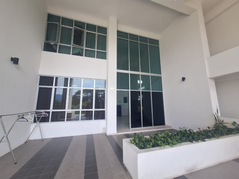 🏡 The Zizz @ Damansara Damai Duplex Concept – For Rent!
