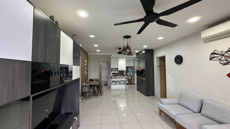Green Residence @ Unit for sale @ Fully furnished