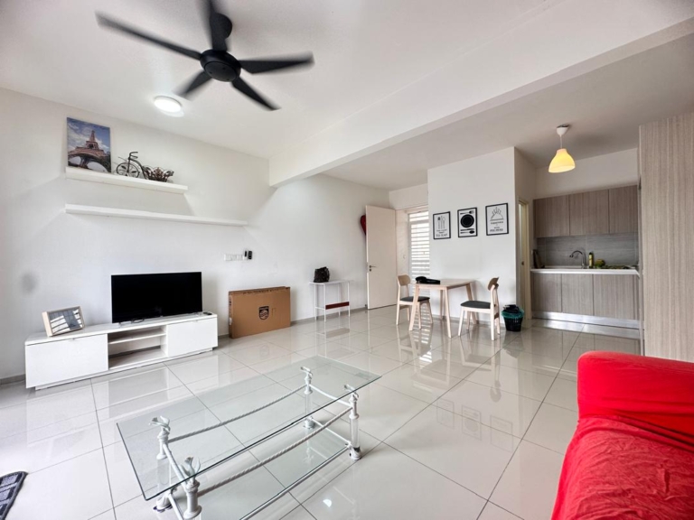 GRAVIT8 , KLANG Service Apartment for RENT