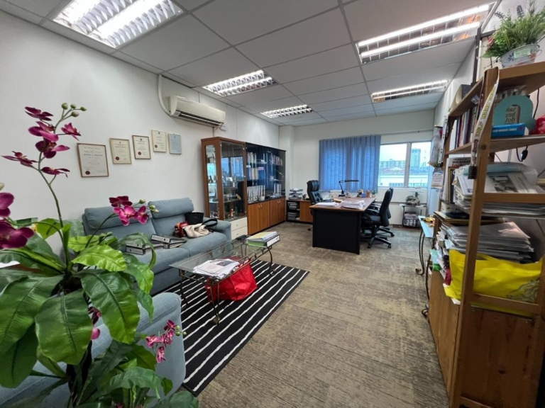 Cheras Taman Miharja 4 Storey Shop Office Ready for Sale