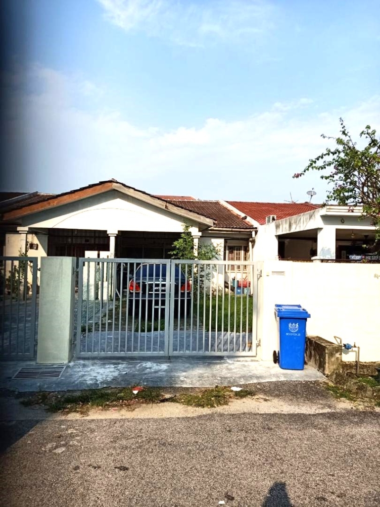 Jalan Jambu, Taman Iswara@Shah Alam 1 Storey Terrace House For Sale