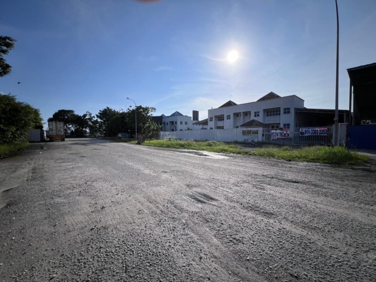 1.5 STOREY SEMI-DETACHED FACTORY LORONG @ SULTAN MOHAMAD SULEIMAN, PORT KLANG FOR RENT
