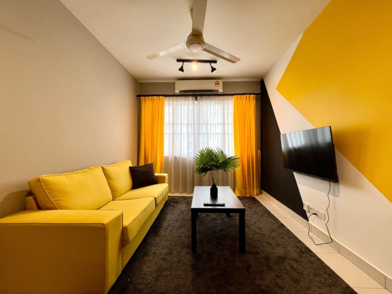 De Palma Apartment Setia Alam On Sale