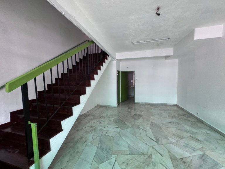 Bukit Desa @ Double storey house for rent