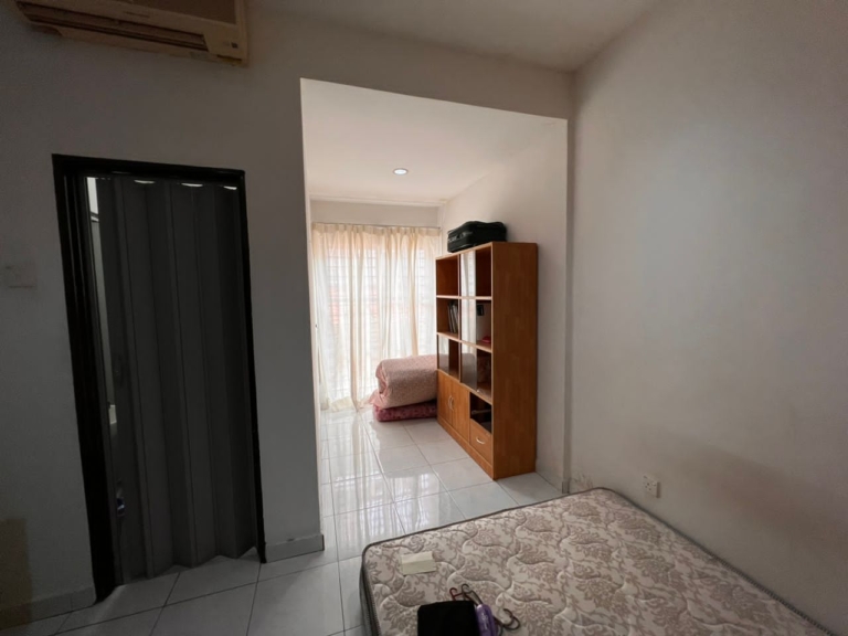Puchong Hartamas Double Storey House renovated nice unit freehold
