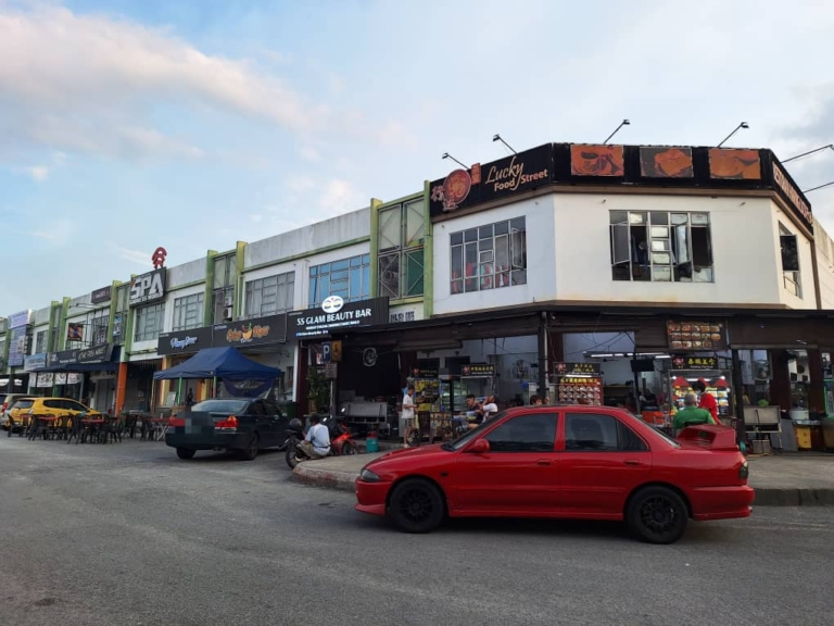 Ambang 3 Botanic Double Storey Corner Shop Lot for SALE