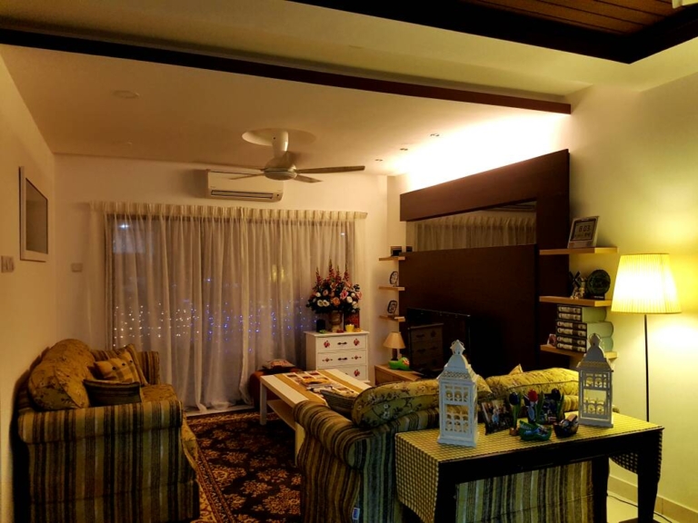6P2505/3732 Metia Residence Seksyen 13 Shah Alam Selangor Partial Furnish with 2 Carparks