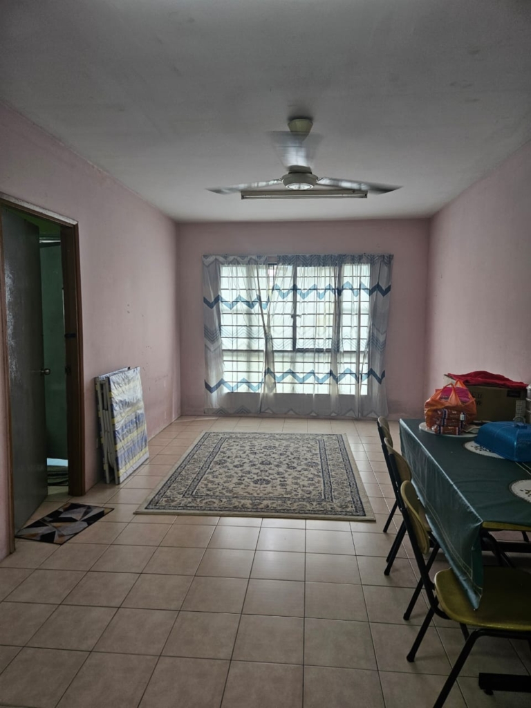 6P2505/3688 Pusat Komersial Apartment Seksyen 7 Shah Alam