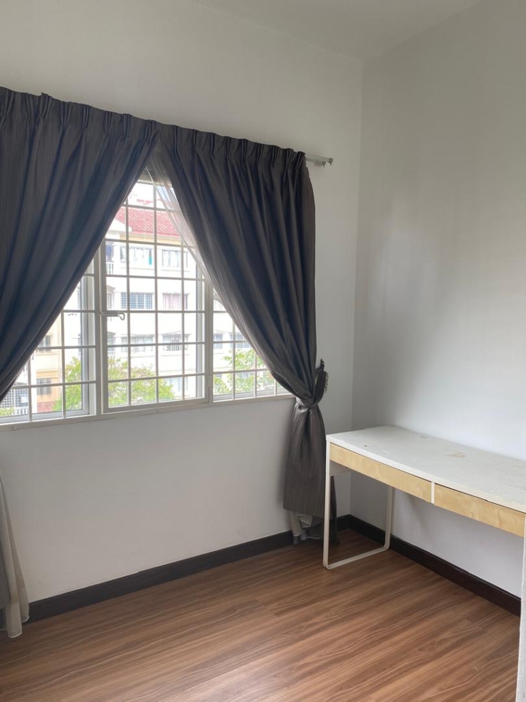 Puchong, Sri Alpinia Apartment For Sale