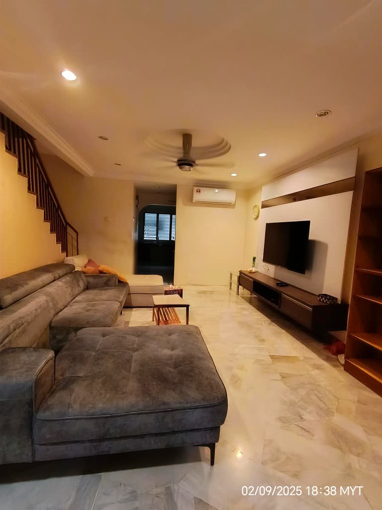 Bandar Sunway PJS 10 double storey house move in condition