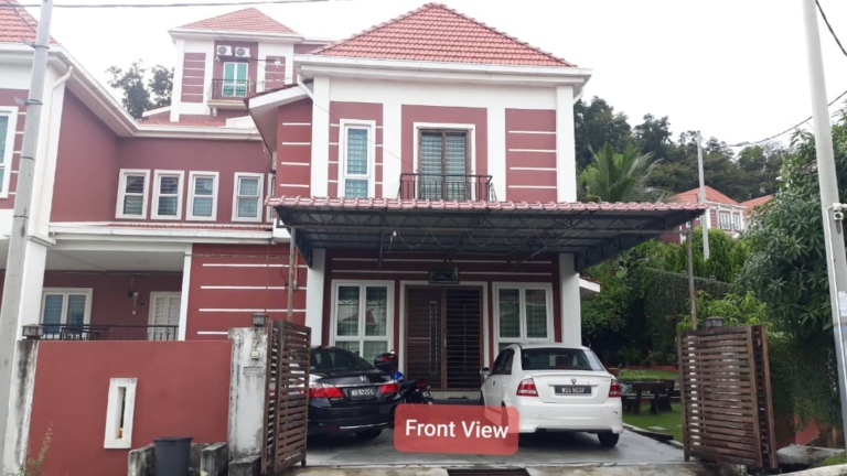 Desa Salak Maju Semi-D 2.5 storey for sale