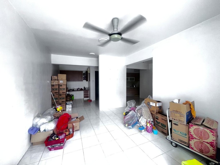 Green Suria Apartment @ Tun Hussein Onn Cheras