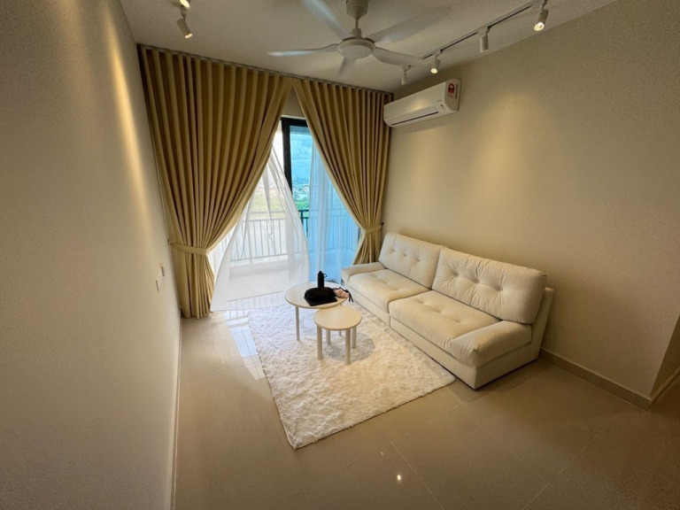 Lakeview Baron Condo 3 Bedrooms Fully Furnished Ready Move In