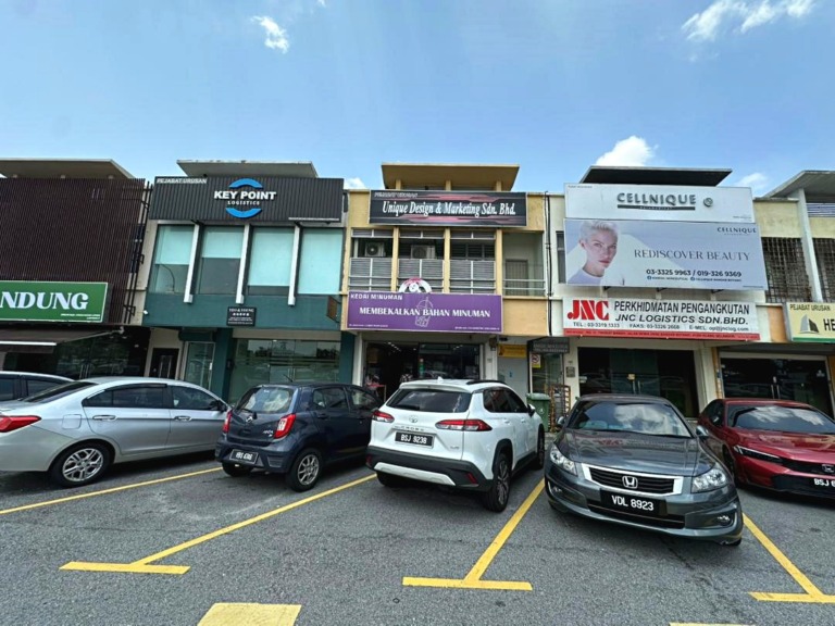 Ground Floor Shop Lot @ Jalan Remia, Bandar Botanic For Rent