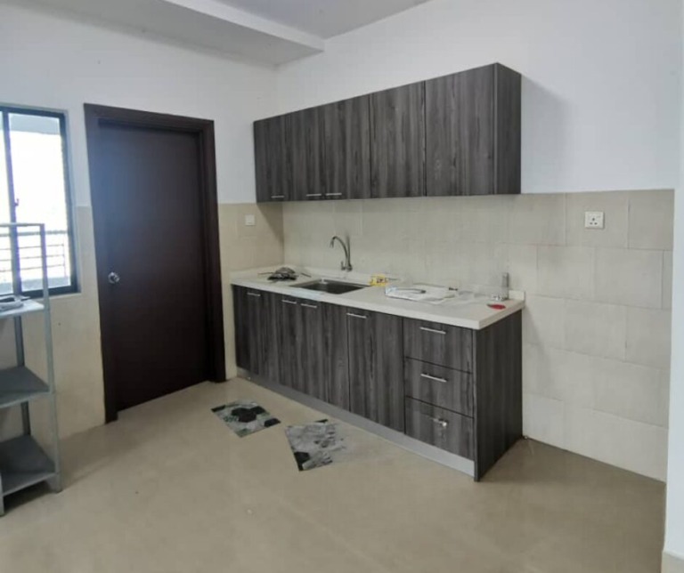 Partially Furnished Saville Residence Old Klang Road
