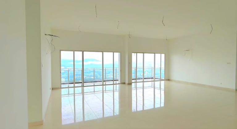 Damansara highest limited Penthouse bare unit for sale, ready move in!
