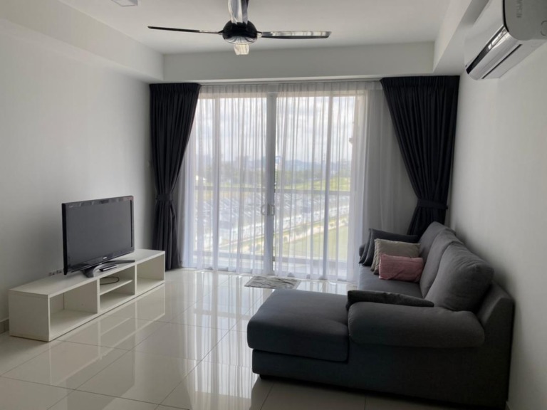 266 Temasya 8 Condo Glenmarie by Emily