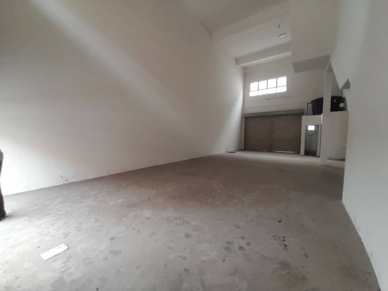 Ground Floor Shoplot for Rent