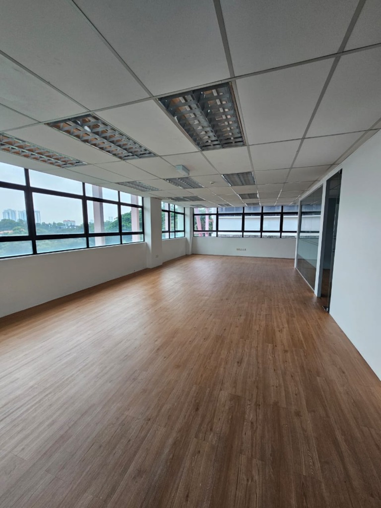 Neo Damansara Office Suite 1938 sqft Private Lift Nice View