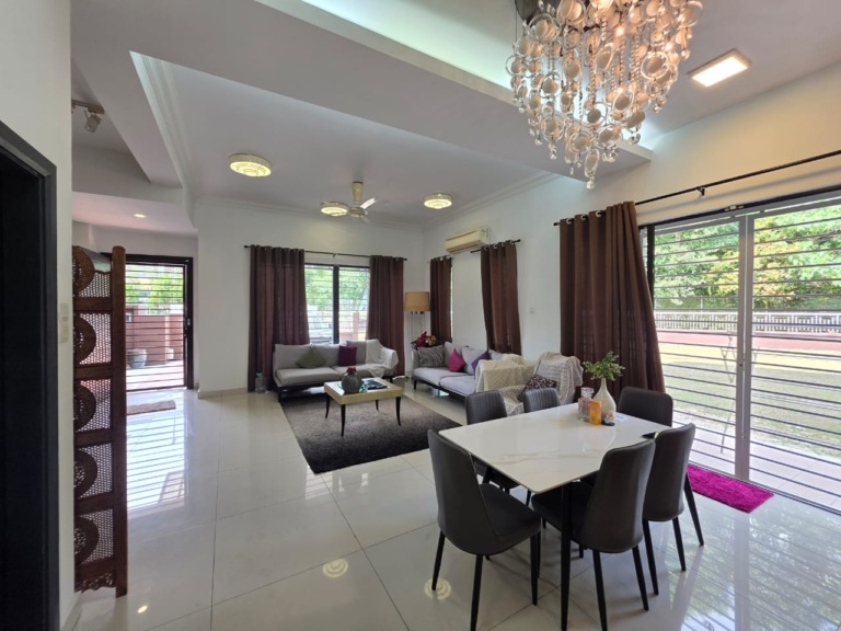 Almira 28@Sutera Damansara, Damsara Damai 3 storey CORNER UNIT