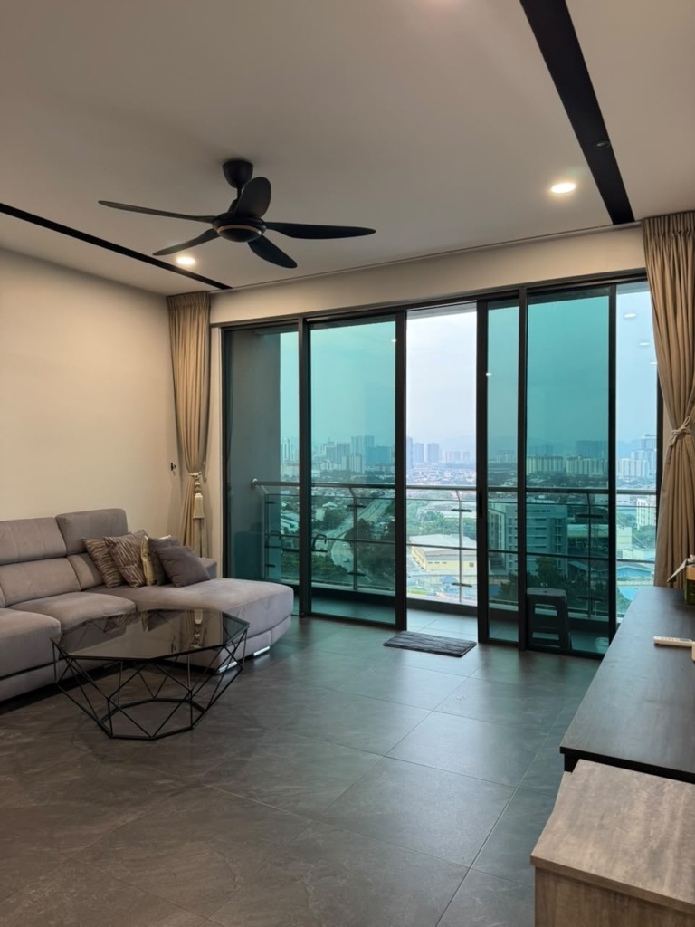 East Parc@Bandar Menjalara