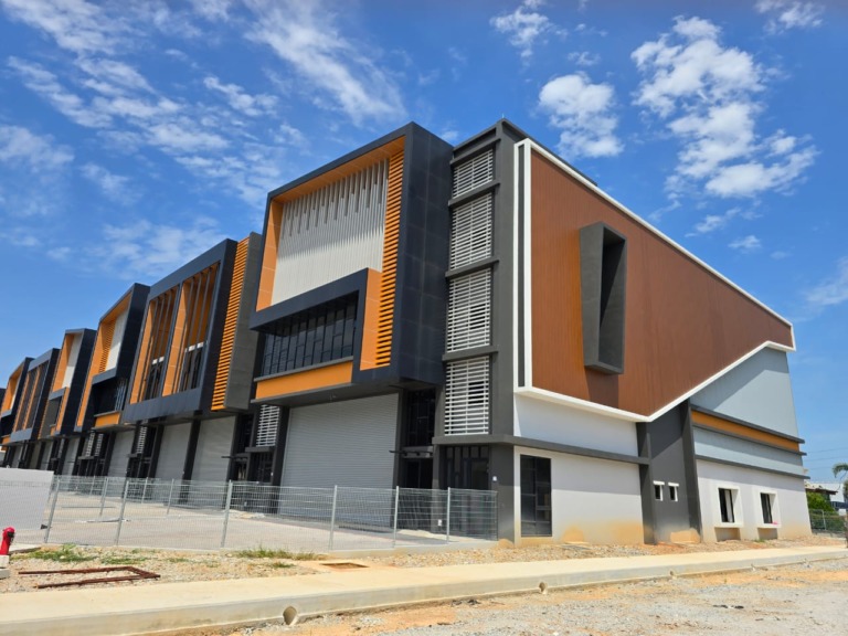 Klang Meru brand new 3 storey factory corner lot