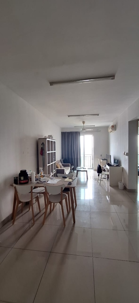 De Centrum Residences For Sale