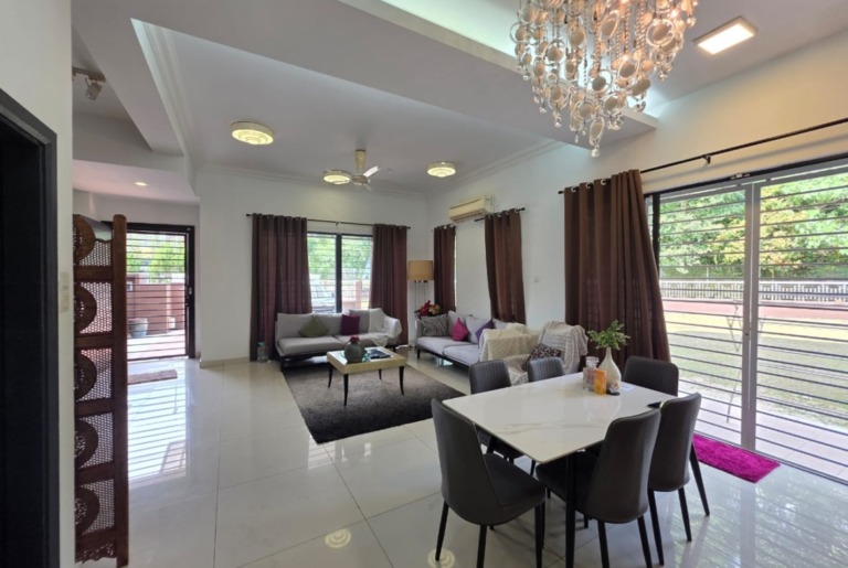 3 Storey Superlink House Corner unit@Sutera Damansara