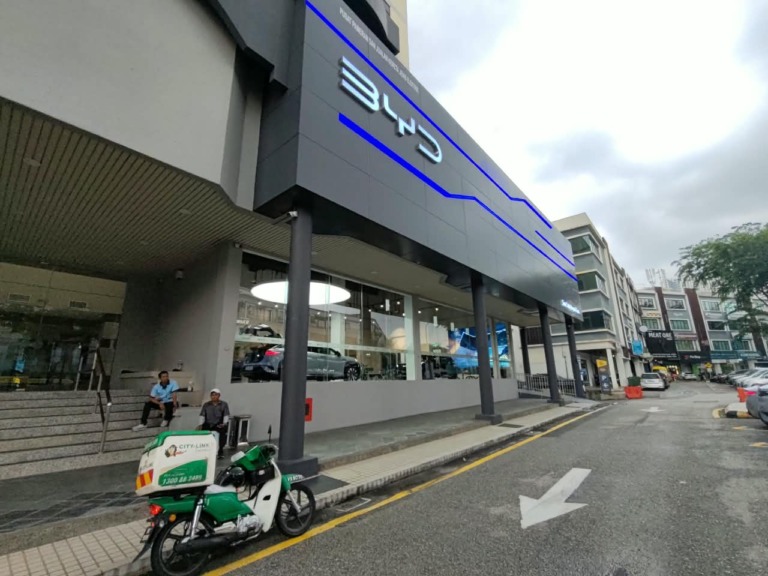 Sri Petaling Ground Floor Shop