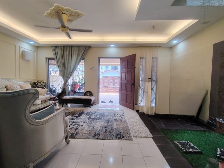 Taman Bukit Permata 2.5 Storey Intermediate Terrace Landed House