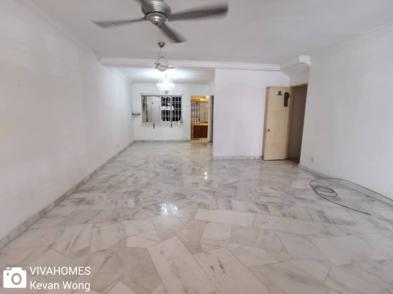 Taman Bukit Permata 2.5 Storey Intermediate Landed Terrace House