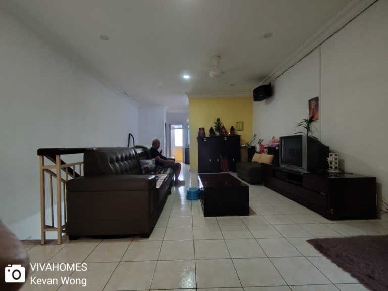 Taman Bukit Permata 2.5 Storey Intermediate Landed Terrace House