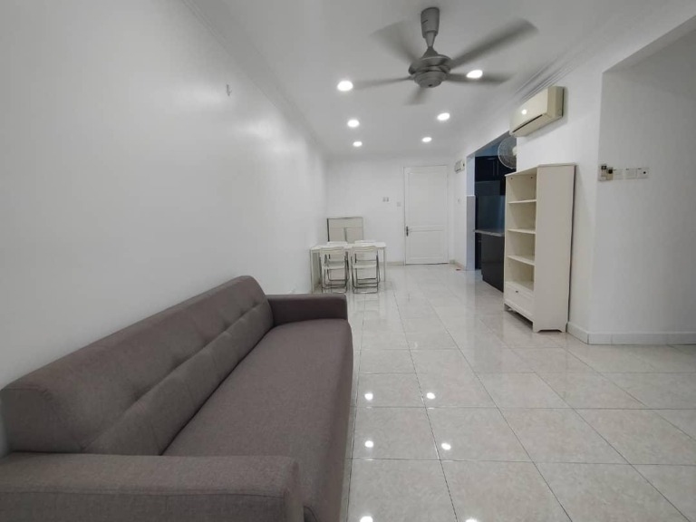 Casa Tropicana Condo
