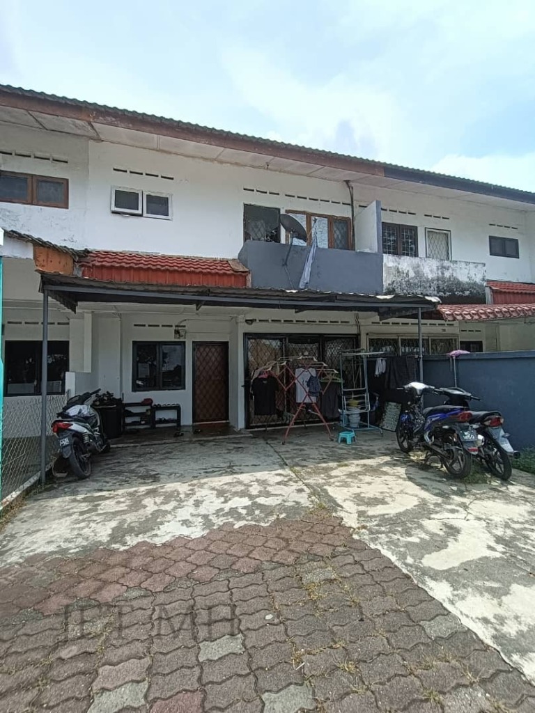 Shah Alam, Taman Sri Muda Double Storey for SALE