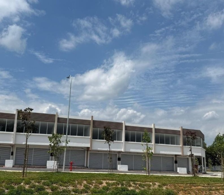 Semenyih Villa Kesuma Single-Storey Shop For Rent - D44, 20x60, High Ceiling
